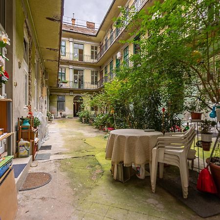 Ferienwohnung Cosy Flat With Balcony Budapest Exterior foto