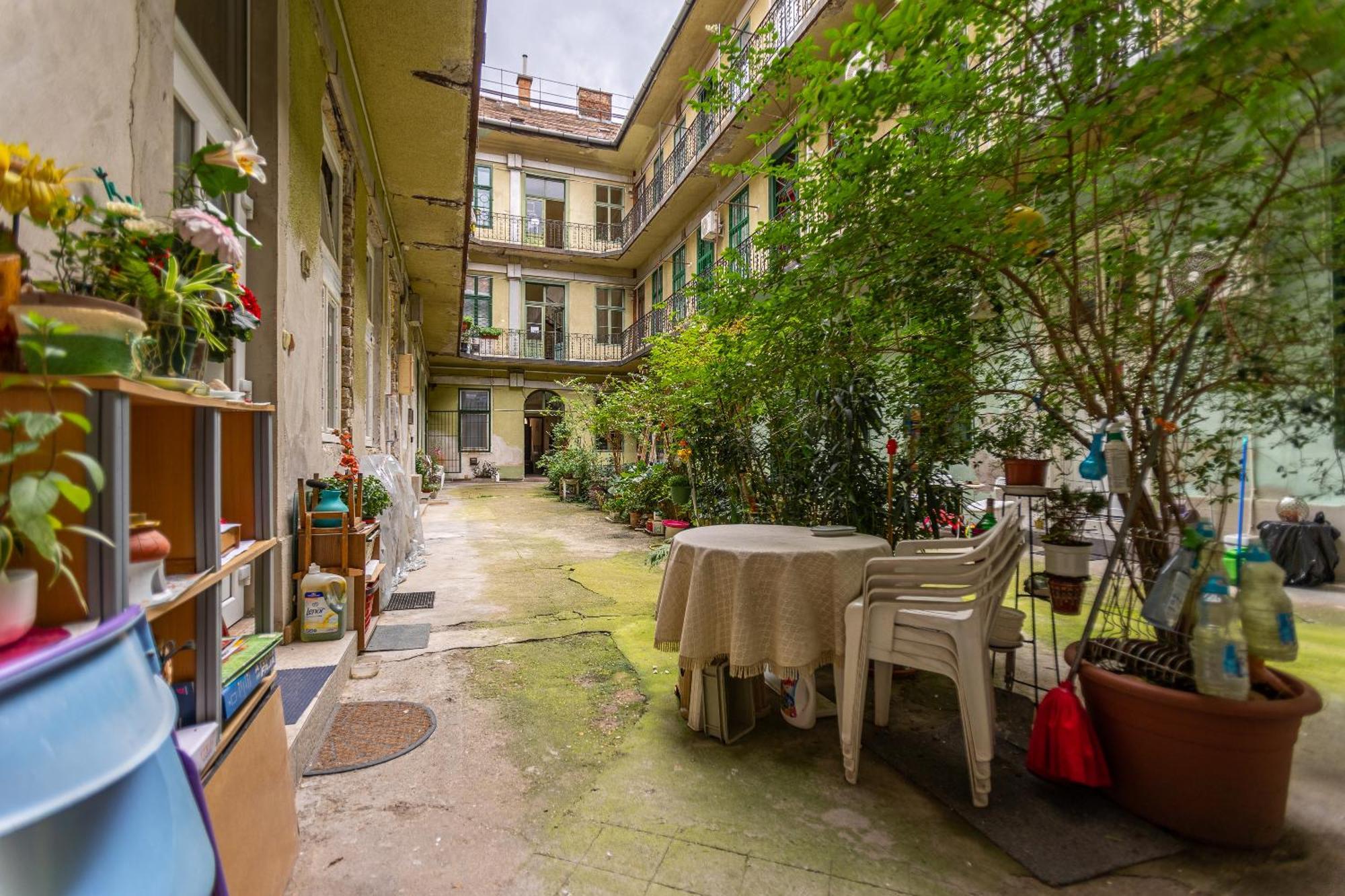 Ferienwohnung Cosy Flat With Balcony Budapest Exterior foto