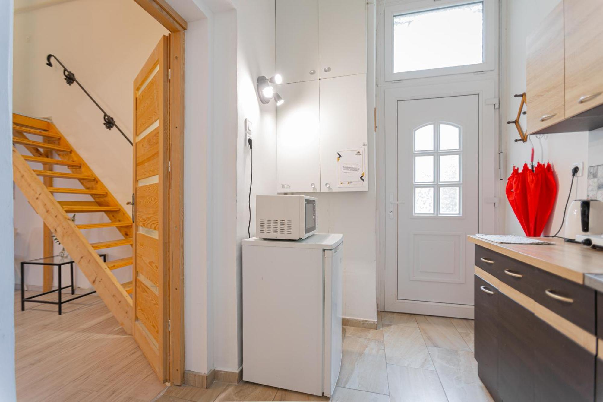 Ferienwohnung Cosy Flat With Balcony Budapest Exterior foto
